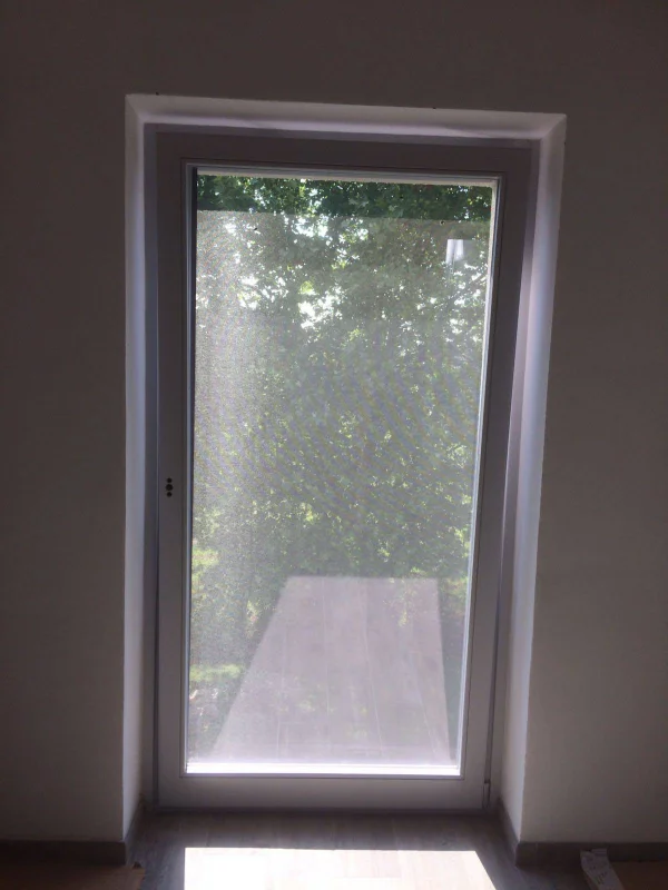 serramenti-con-sistema-a-recupero-luce-architetturale