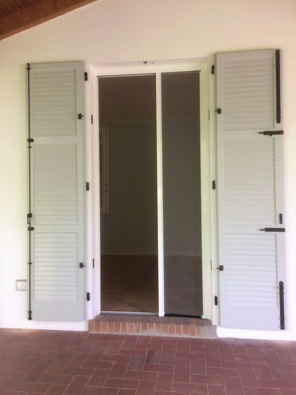 zanzariere-su-misura-per-porte-finestre-reggio-emilia-correggio